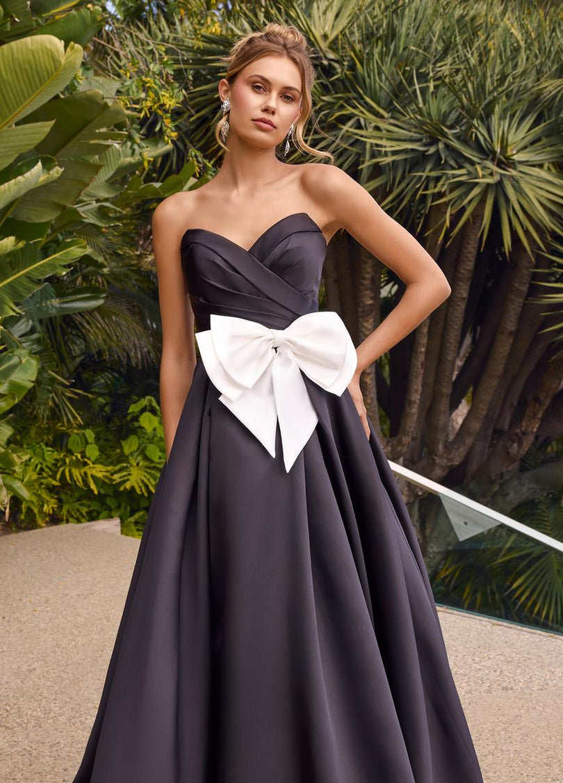 ASHLEYlauren Mikado Bow Prom Dress 11770 White / 2 ASHLEYlauren Mikado Bow Prom Dress 11770 White / 2