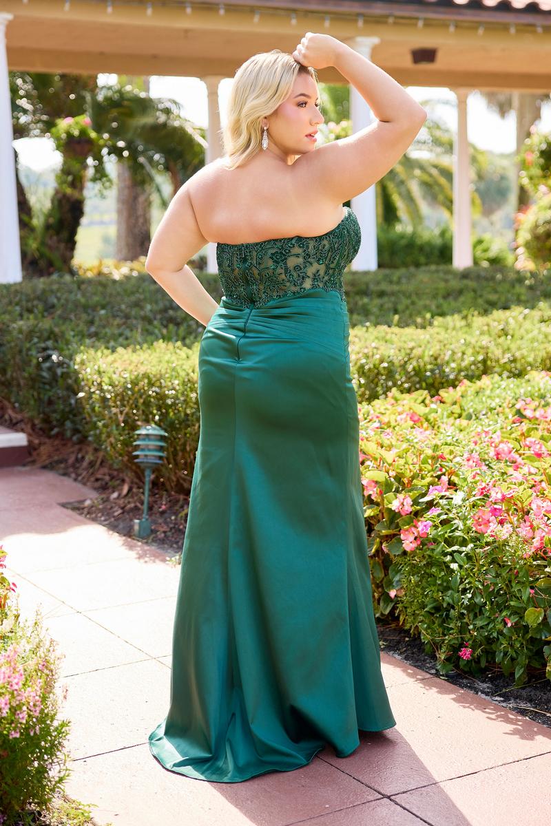 Curvy by Primavera Fitted Sweetheart Corset Prom Dress 14109
