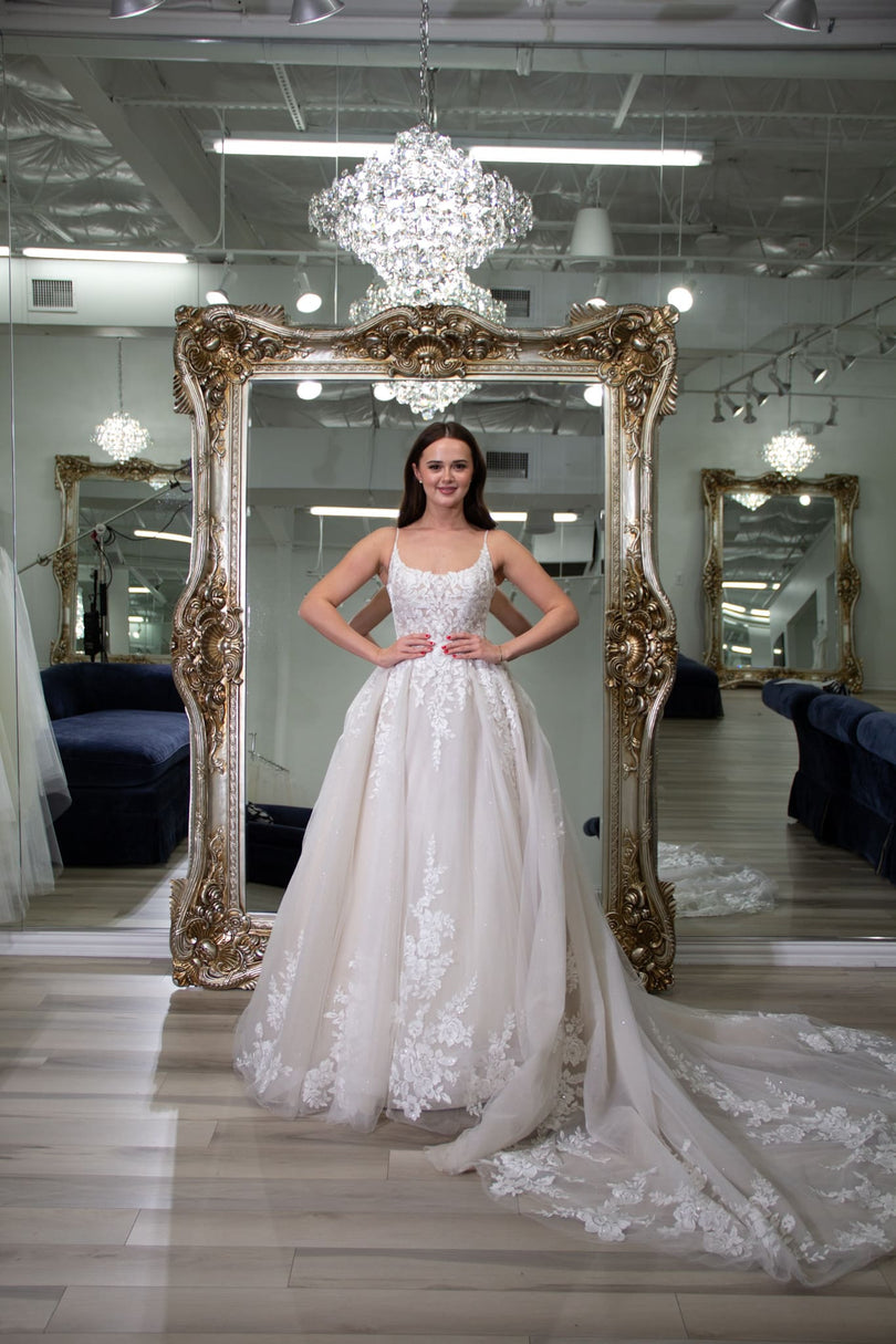 Maggie Sottero One of a Kind Bridal Gown OOAK171