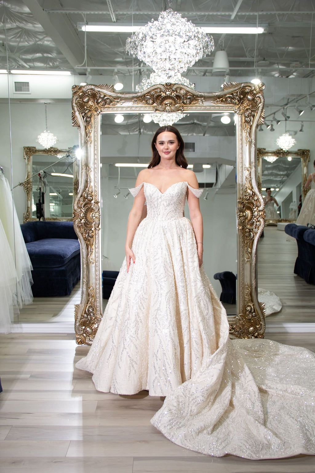 open lace back dress Sample Sale