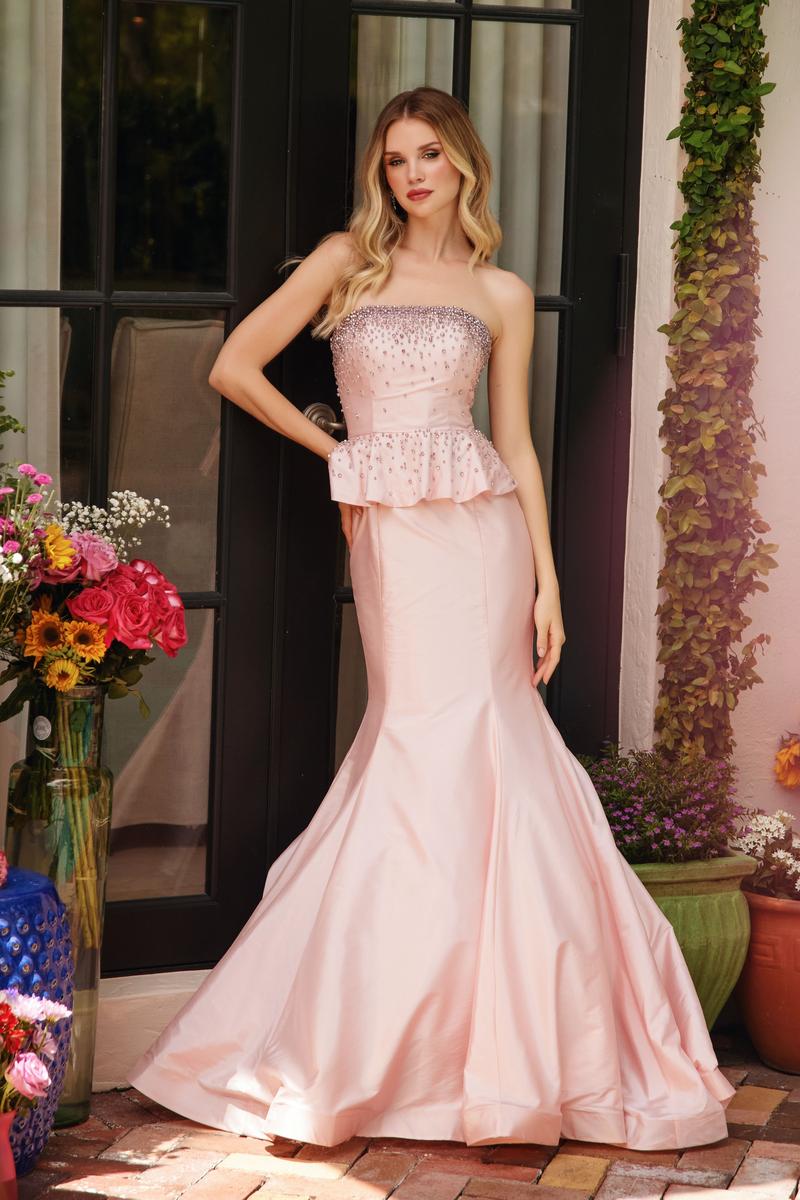 fitted lace wedding dress Embroidered Lace Mermaid Tulle Tail Long Prom Dress fitted lace wedding dress Embroidered Lace Mermaid Tulle Tail Long Prom Dress