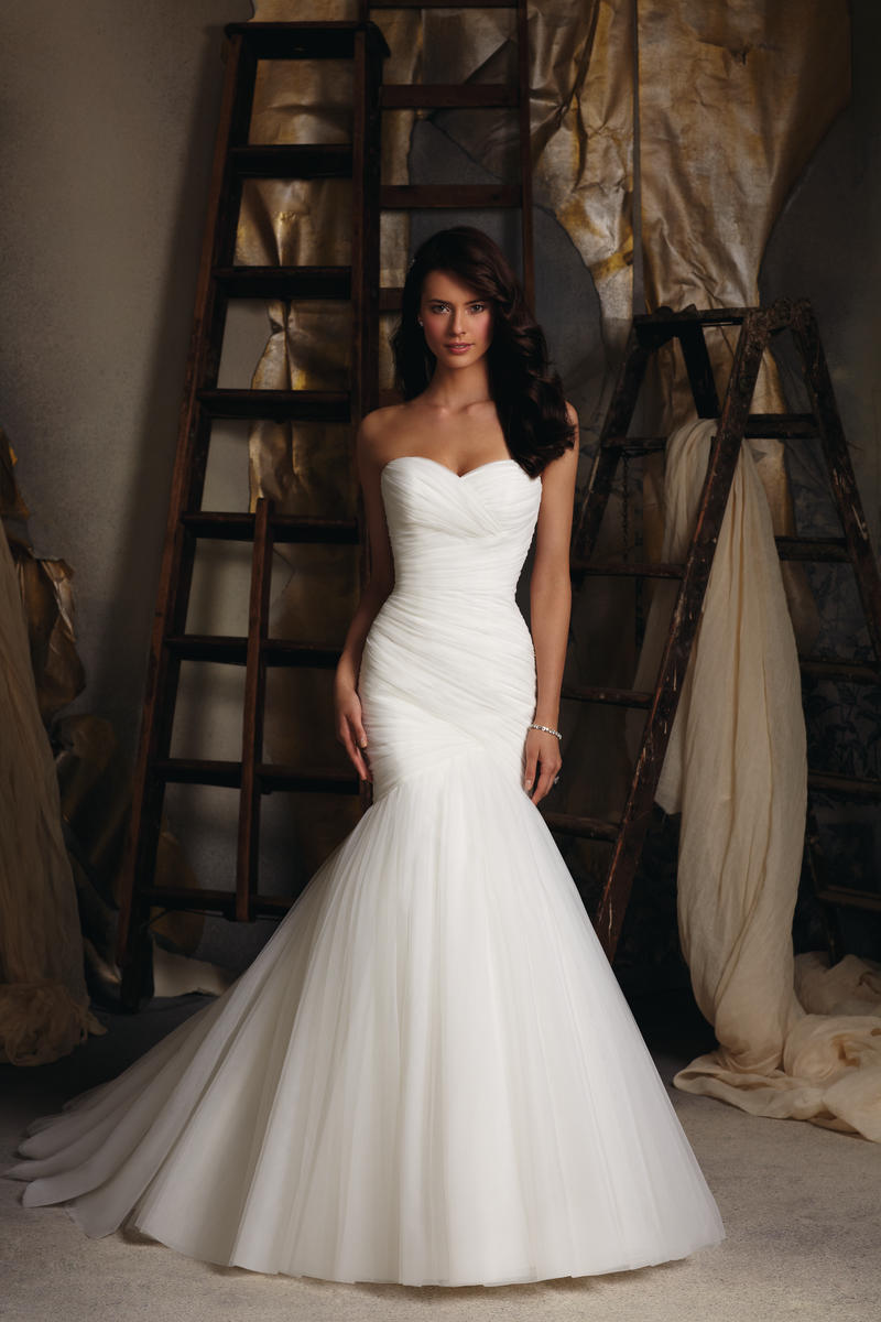 Sweetheart Neckline Wedding Dresses and Gowns | Terry Costa Sweetheart Neckline Wedding Dresses and Gowns | Terry Costa