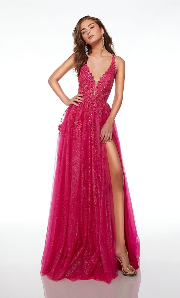 alyce paris red prom dress mady.hoppe stepping into her prom moment in #AlyceParis That glossy red, sculpted fit with a slit that hits just right this is the kind of look that owns every