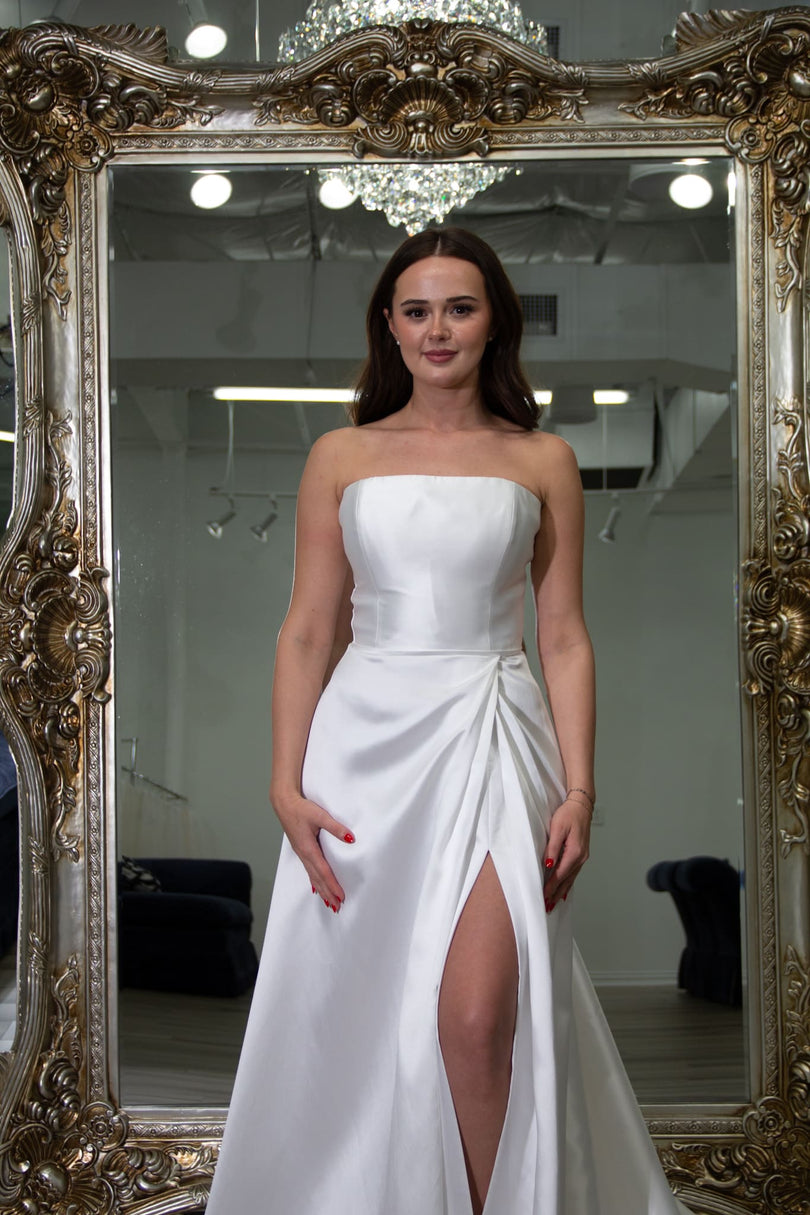 Maggie Sottero One of a Kind Bridal Gown OOAK170