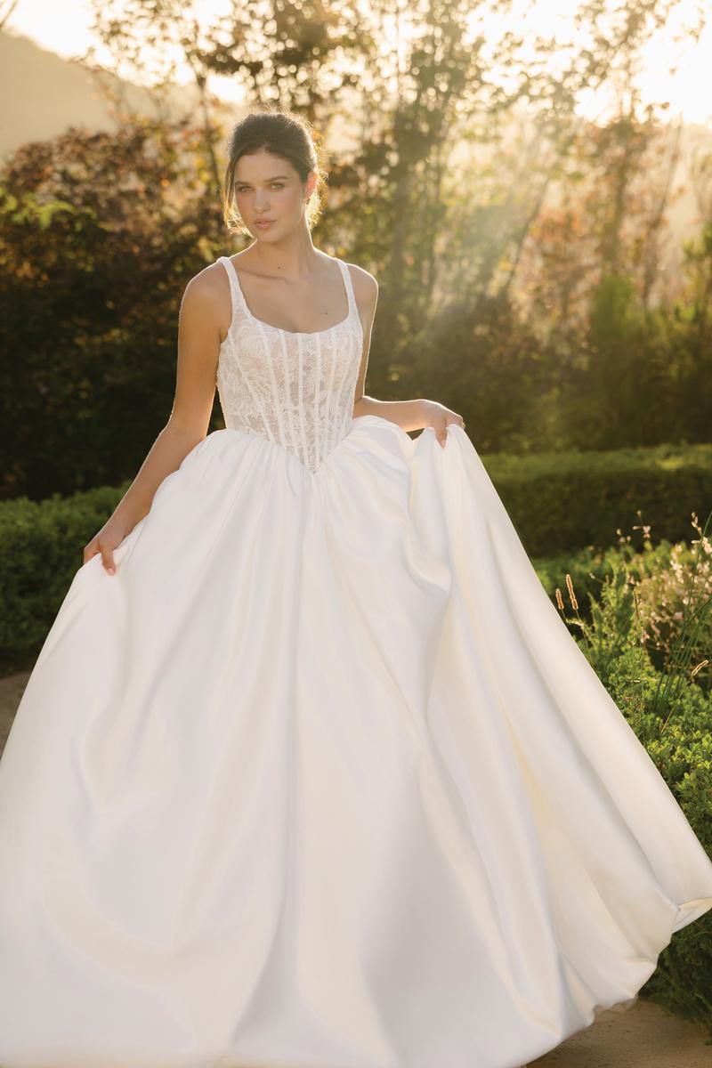 Wedding Dress With Gown Price 2000 Wedding Dresses Under $2000 Online Bridal Shop Olivia Bottega Wedding Dress With Gown Price 2000 Wedding Dresses Under $2000 Online Bridal Shop Olivia Bottega