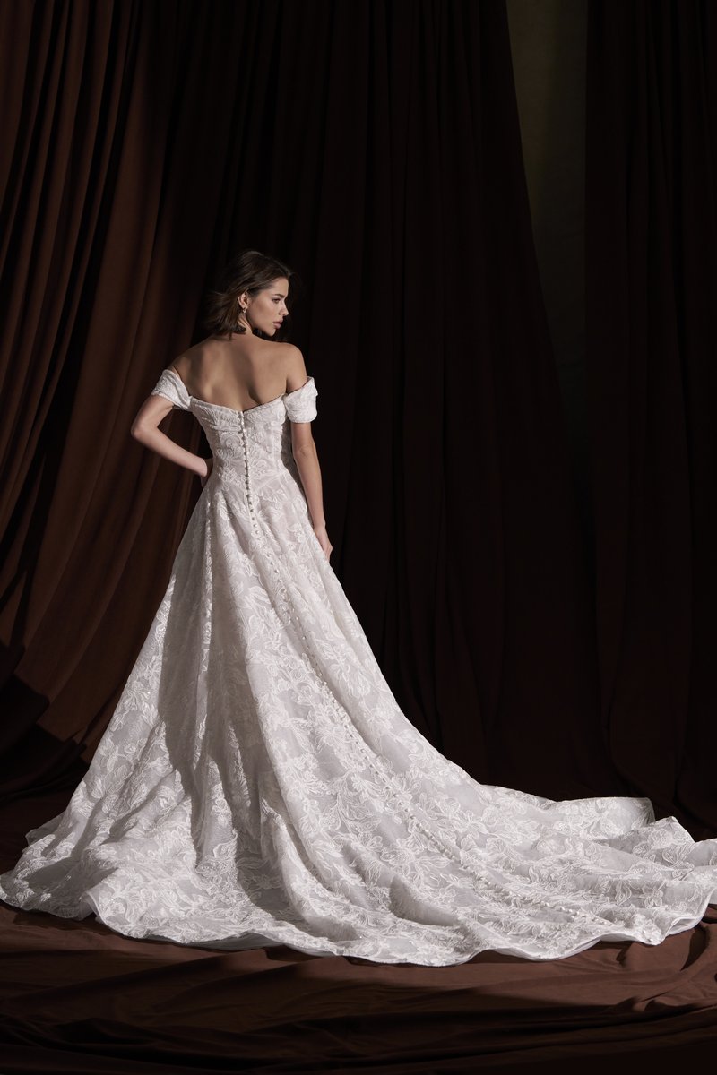 Allure Bridals Couture Dress C822