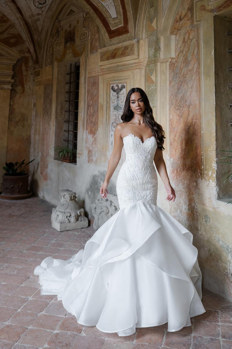 Shop Mermaid and Trumpet Wedding Dresses and Gowns | Terry Costa