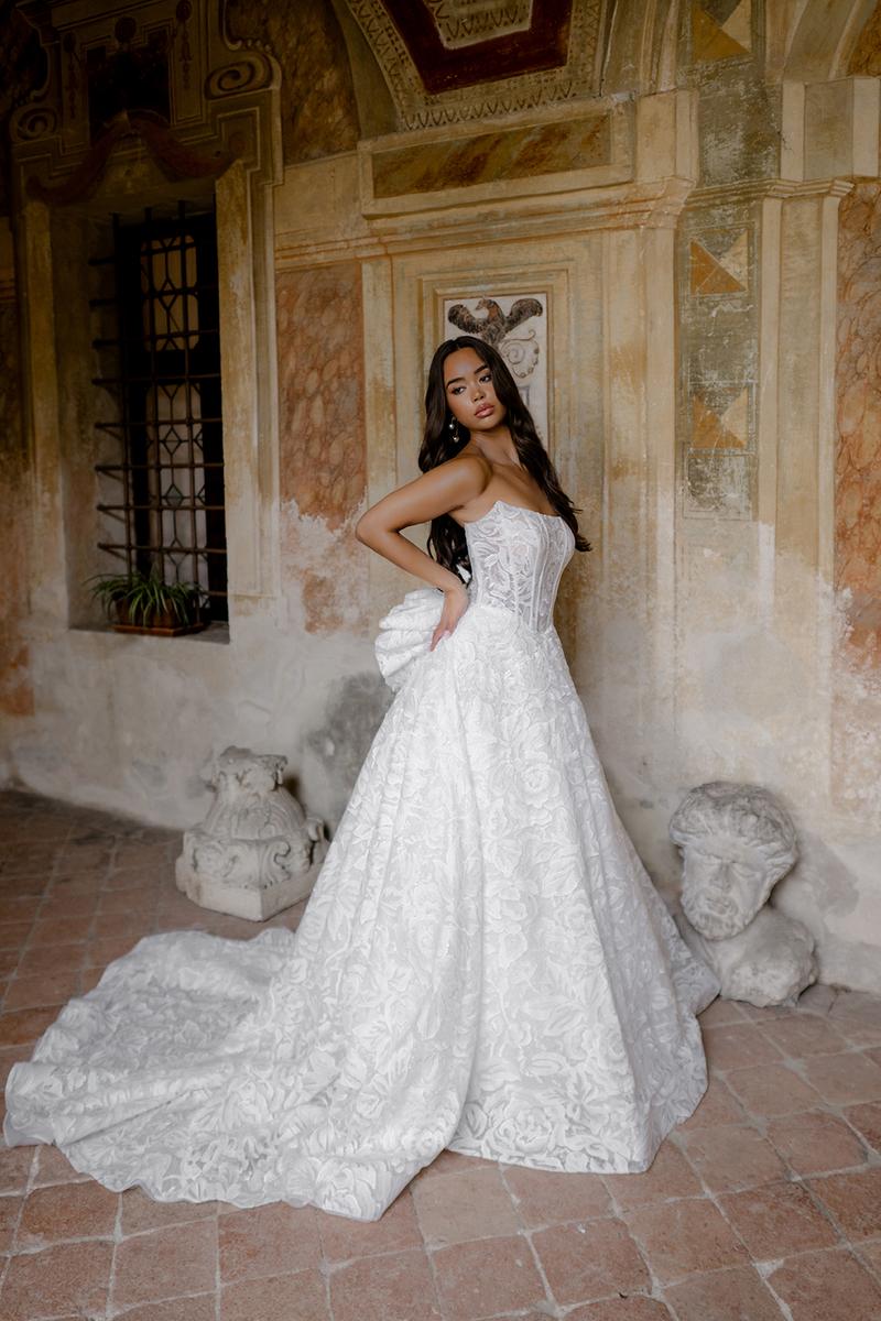 Abella by Allure Bridals Dea Gown E518L Abella by Allure Bridals Dea Gown E518L