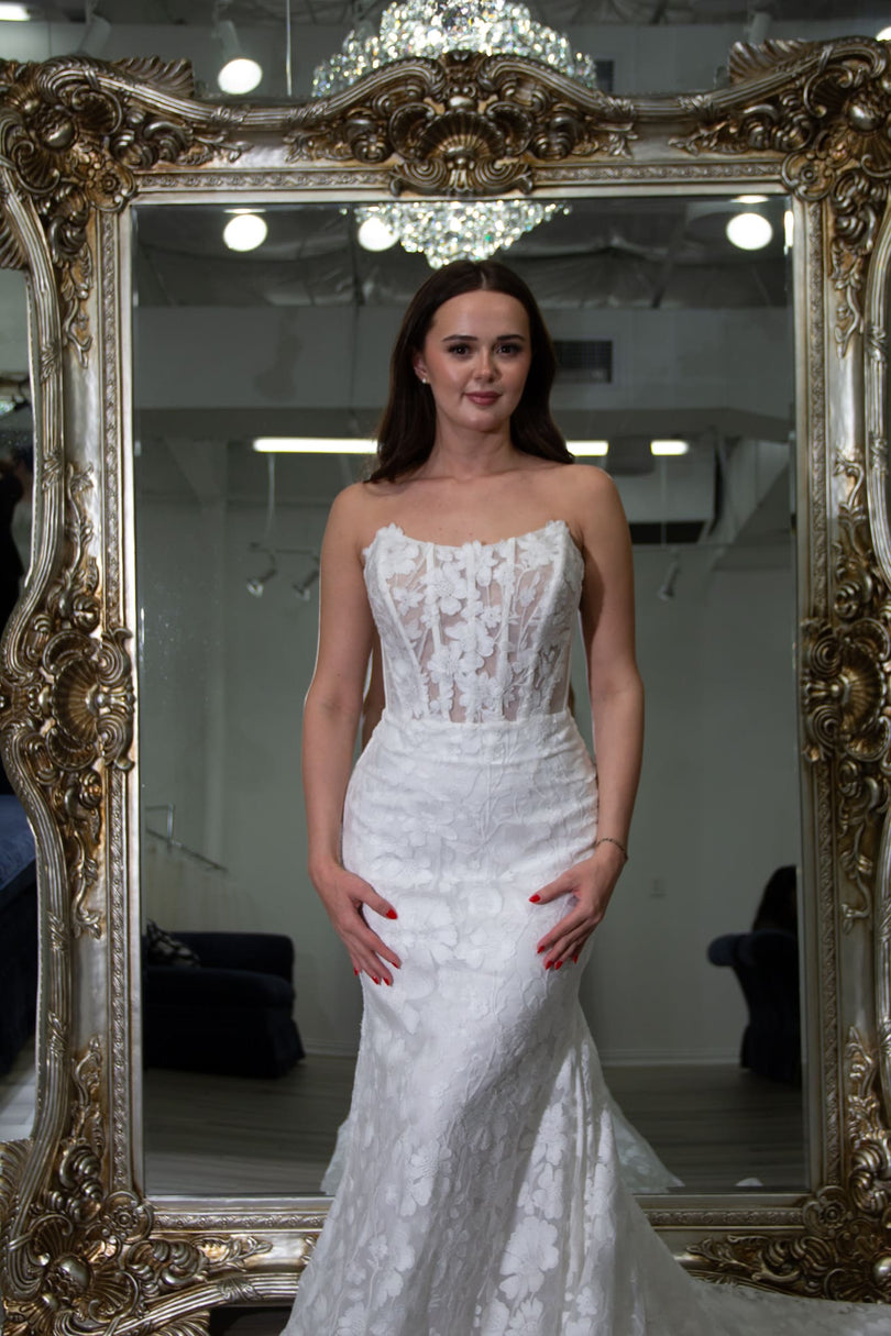 Maggie Sottero One of a Kind Bridal Gown OOAK161