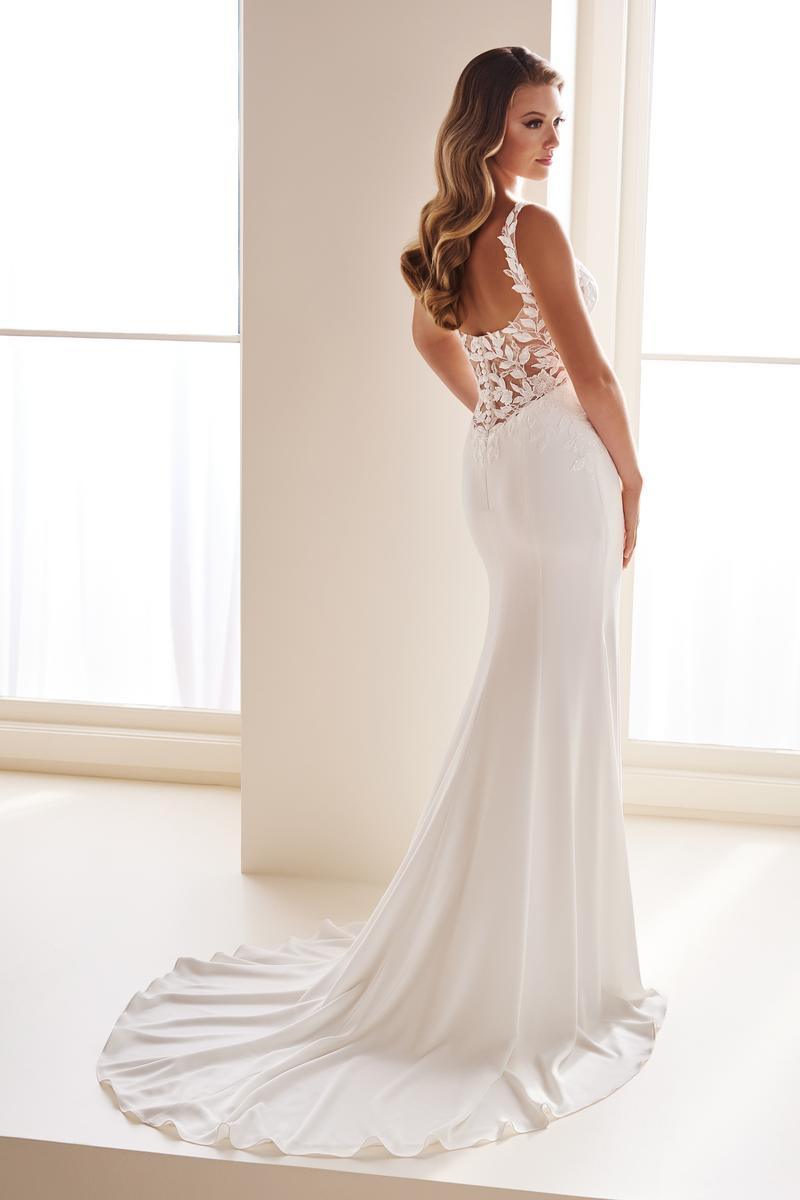 Enchanting by Mon Cheri Dress E604