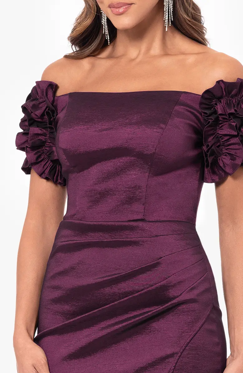 Xscape Petites Straight-Neckline Long Sheath Dress - Wine - Size 6P Xscape Petites Straight-Neckline Long Sheath Dress - Wine - Size 6P