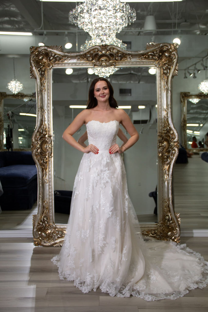 Maggie Sottero One of a Kind Bridal Gown OOAK164