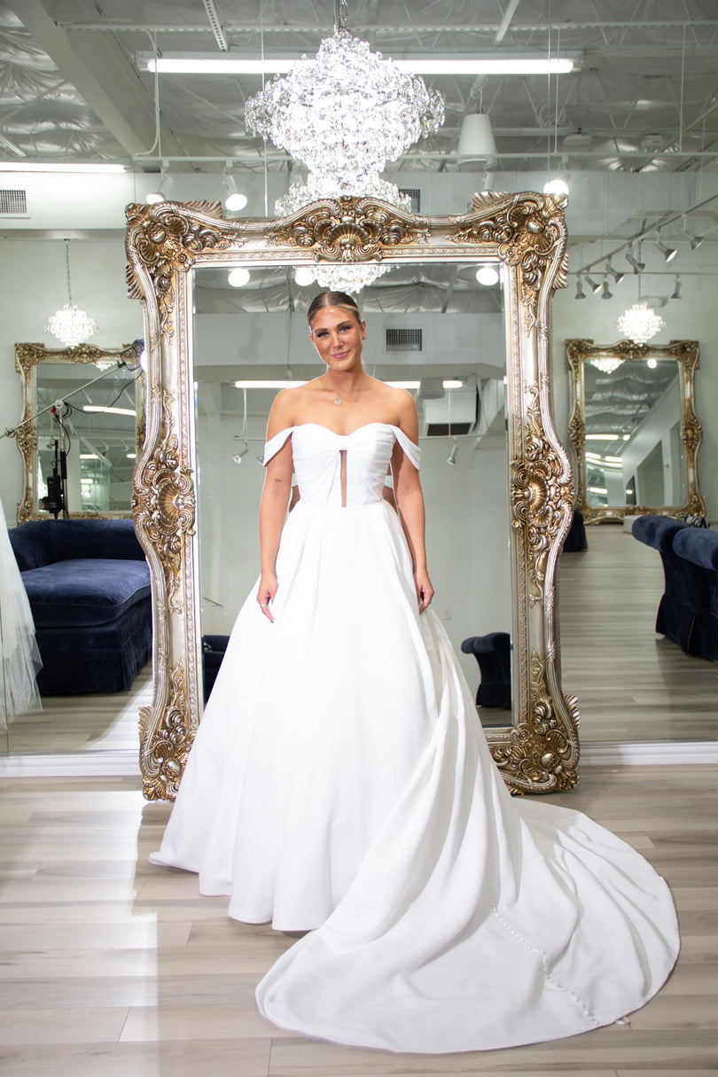 Maggie Sottero One of a Kind Bridal Gown OOAK147