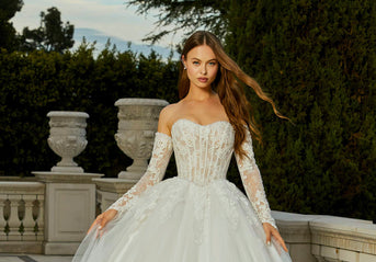 Decorative image of Mori lee bridal trunk show Friday January 4th through Sunday January 4th