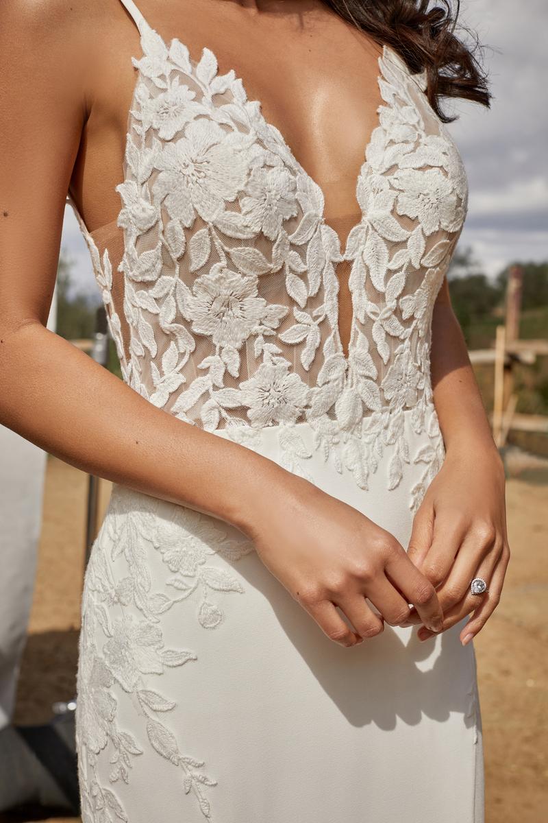 madison james lace wedding dress Madison James - MJ1101