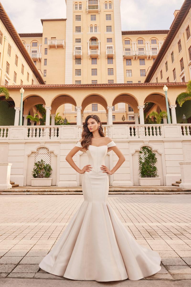 Martin Thornburg Bridal Dress MT3242 "Sterling"