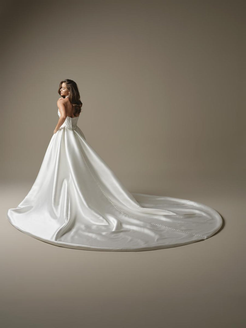 Maggie Sottero Designs Dress 26MB398A01