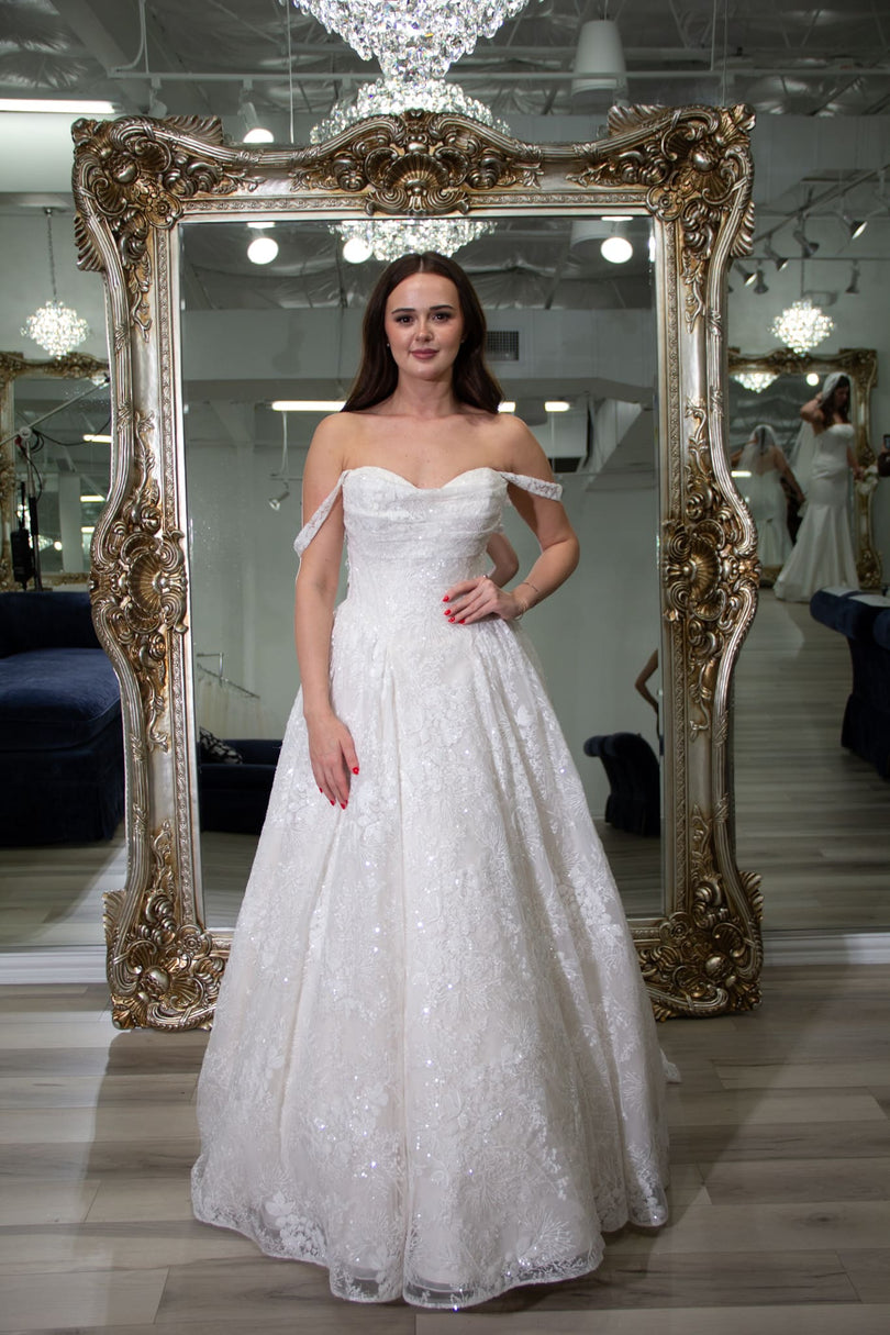 Maggie Sottero One of a Kind Bridal Gown OOAK168