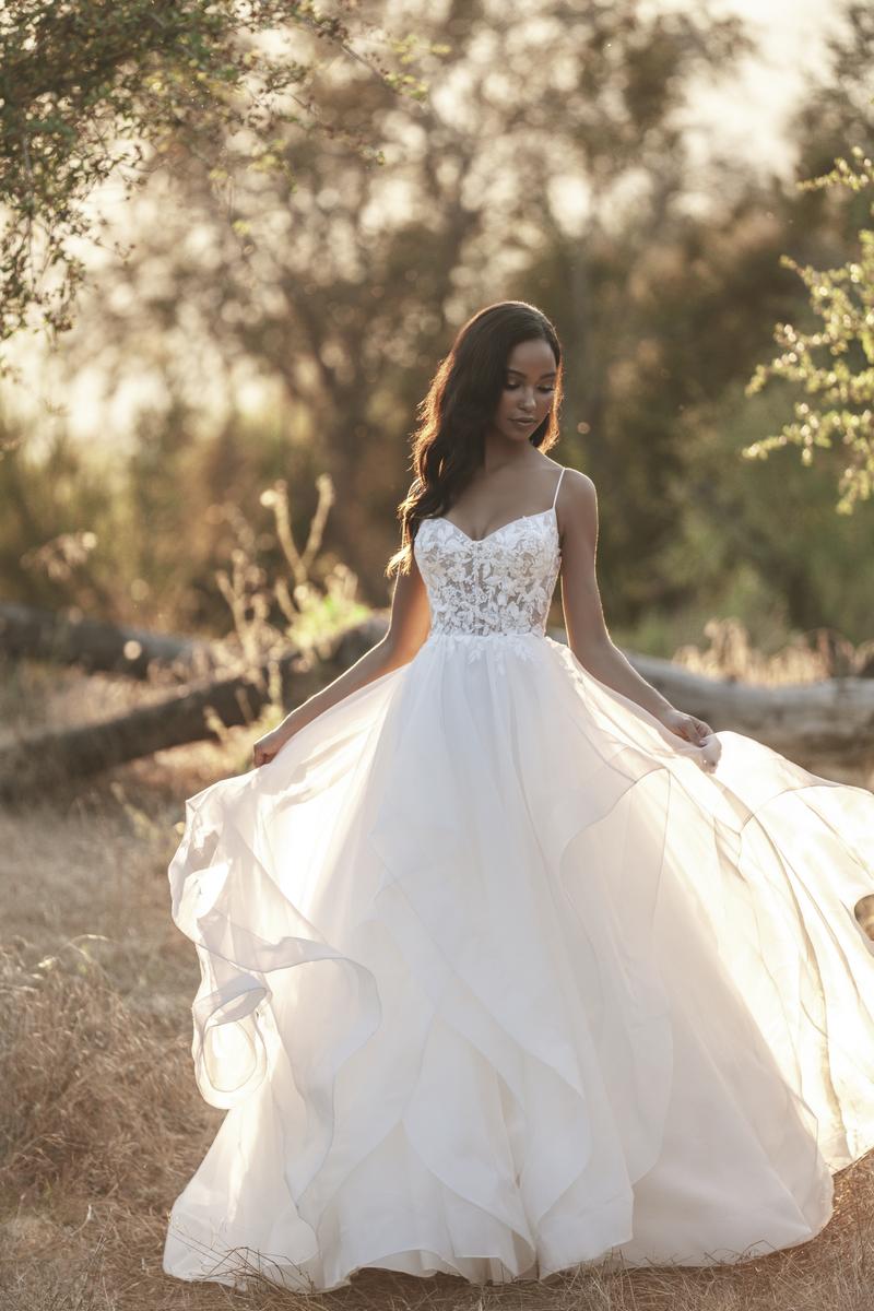 Beautiful 2000s Wedding Dresses Long Lace-Up Back A-line Straps White Wedding Dress With Lace Beautiful 2000s Wedding Dresses Long Lace-Up Back A-line Straps White Wedding Dress With Lace