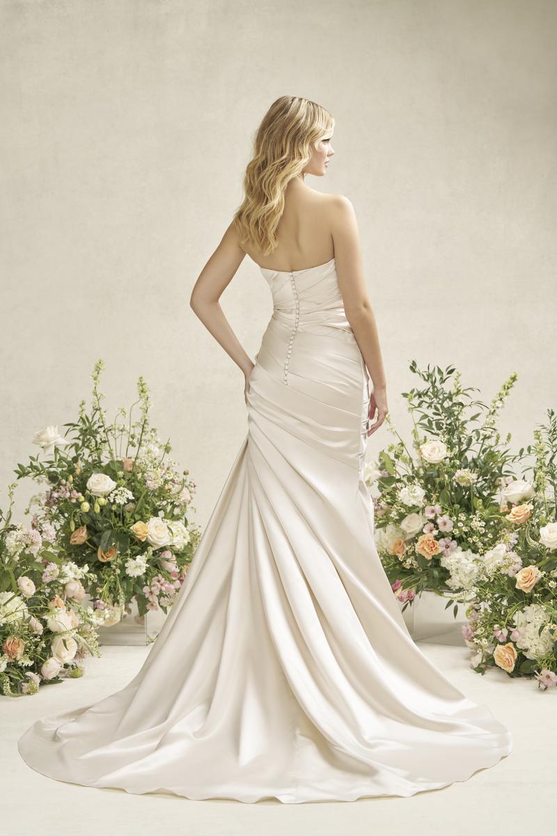 Allure Bridals Romance Dress R3911