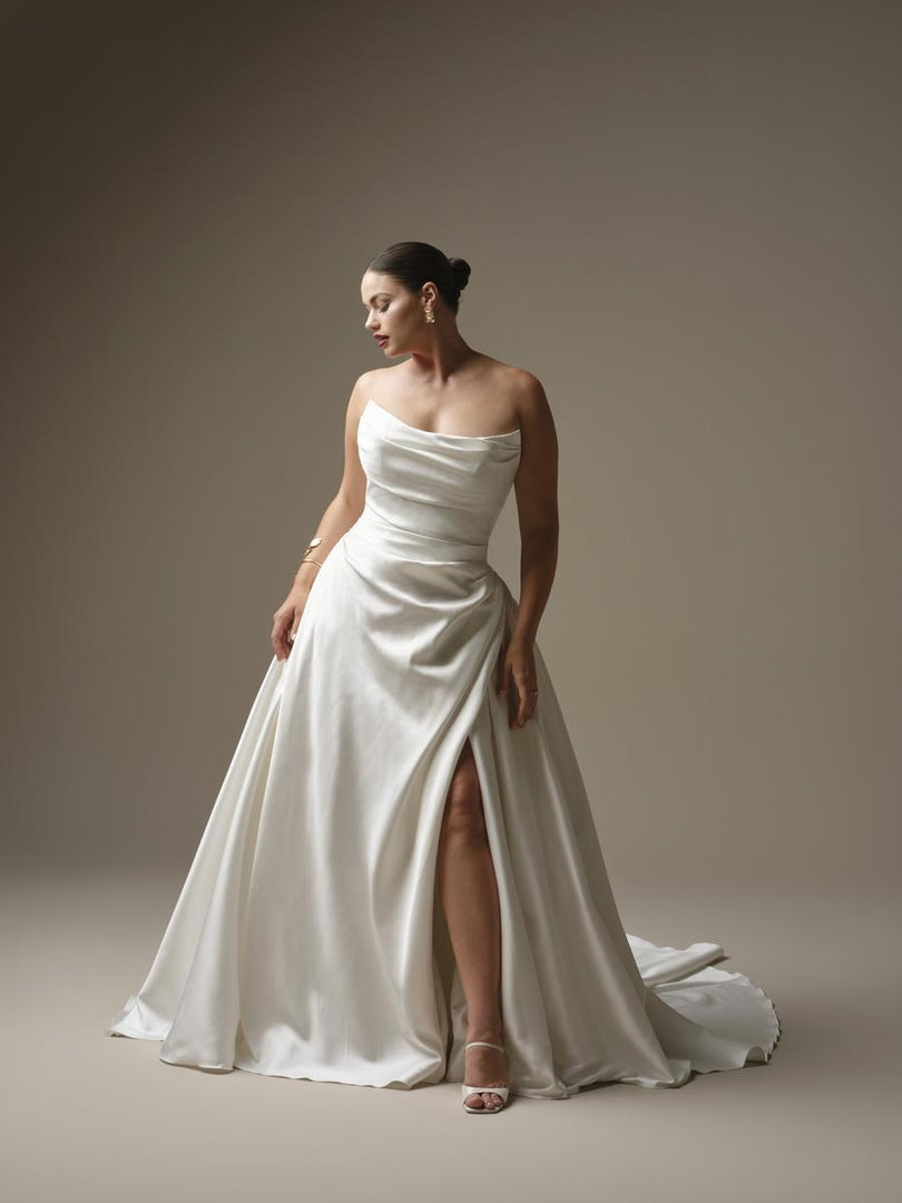 redding wedding dresses Amy Kuschel Nearly Newlywed New Amy Kuschel Redding Gown BHLDN Wedding Dress $750. BHLDN, Redding Gown Wedding Dress