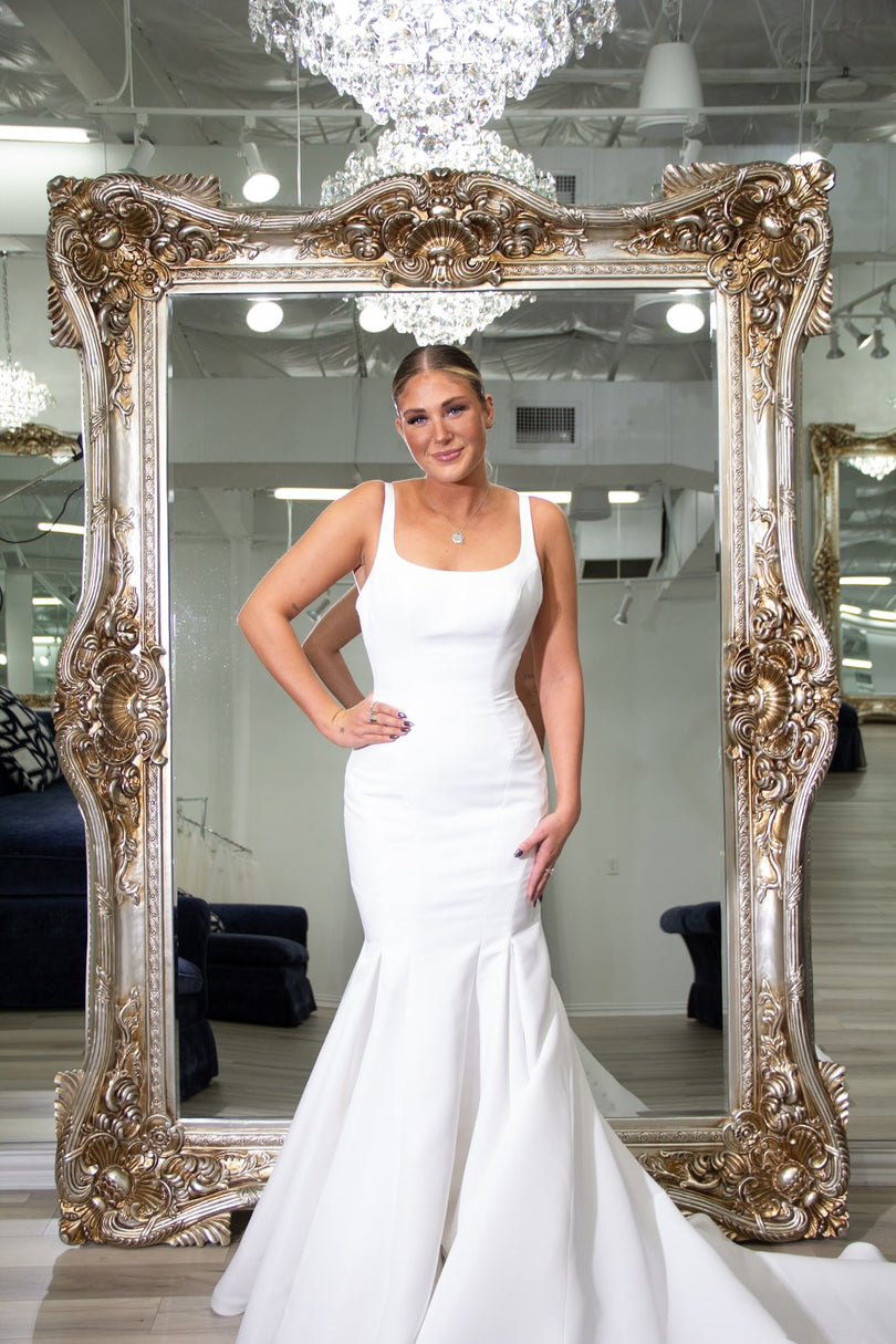 Maggie Sottero One of a Kind Bridal Gown OOAK110