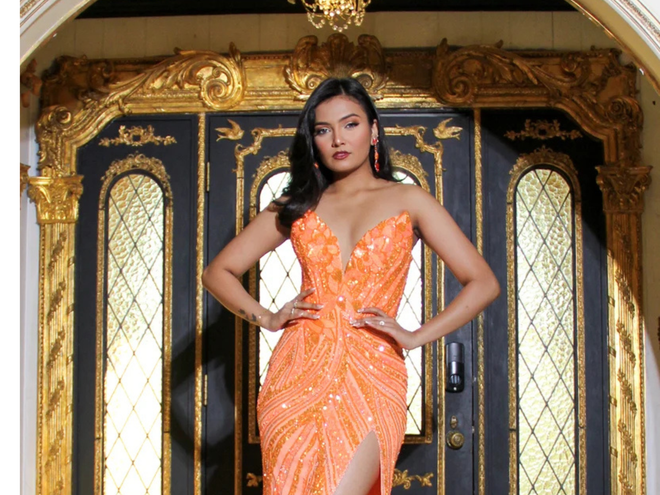 Decorative image of Ashley Lauren Prom Trunk Show January 22-24