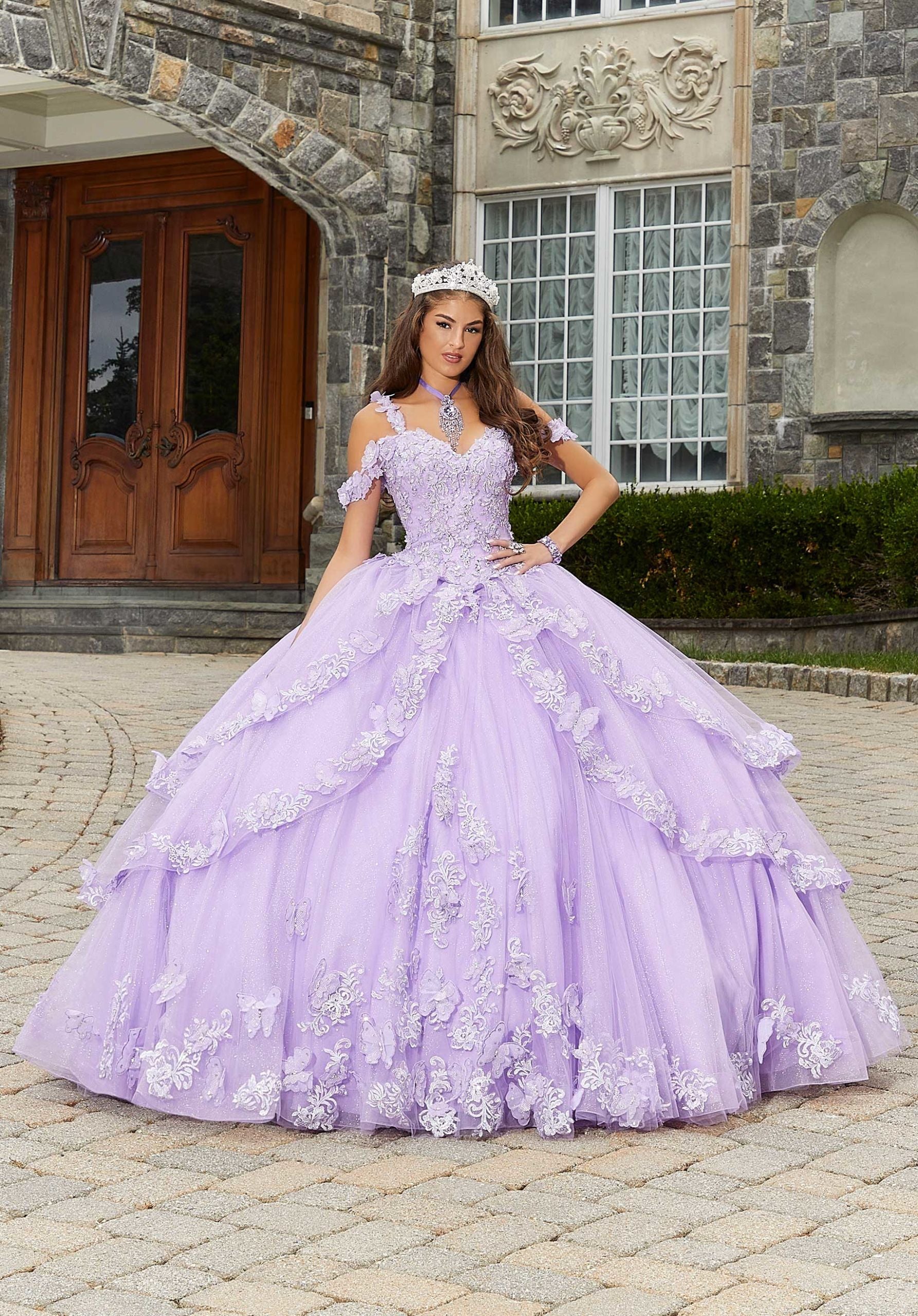 purple quince dress with butterflies Puffy Ball Gown Quinceanera Dresses Lace Tulle for Girls Sweet 15 16 Birthday fg5468 The glitter tulle gown skirt features a trellis embroidery down the skirt Lilac Kids Mini Quinceanera Ball