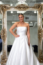 Maggie Sottero One of a Kind Bridal Gown OOAK121