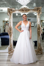 Maggie Sottero One of a Kind Bridal Gown OOAK148