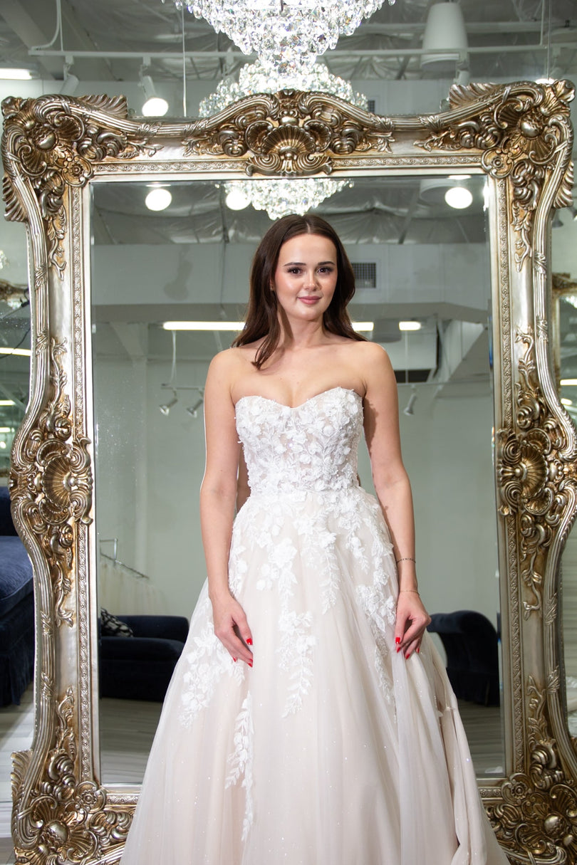 Allure One of a Kind Bridal Gown OOAK137