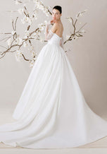 Morilee "Élevé" Elegant Ballgown Bridal Gown 1010003