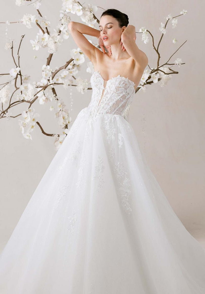 Morilee "Odette" Lace Basque Waist TieUp Bridal Gown 1010019