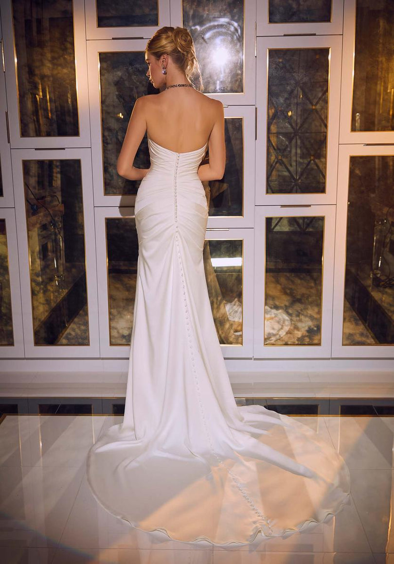 Gown Maurie Eve Tusk Dress Amy Eve Tula Ruched Soft Satin Wedding Dress 15076 Gown Maurie Eve Tusk Dress Amy Eve Tula Ruched Soft Satin Wedding Dress 15076