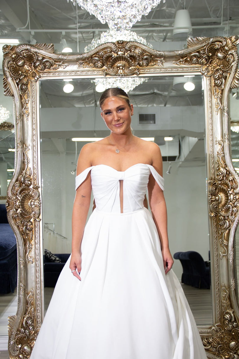 Maggie Sottero One of a Kind Bridal Gown OOAK147