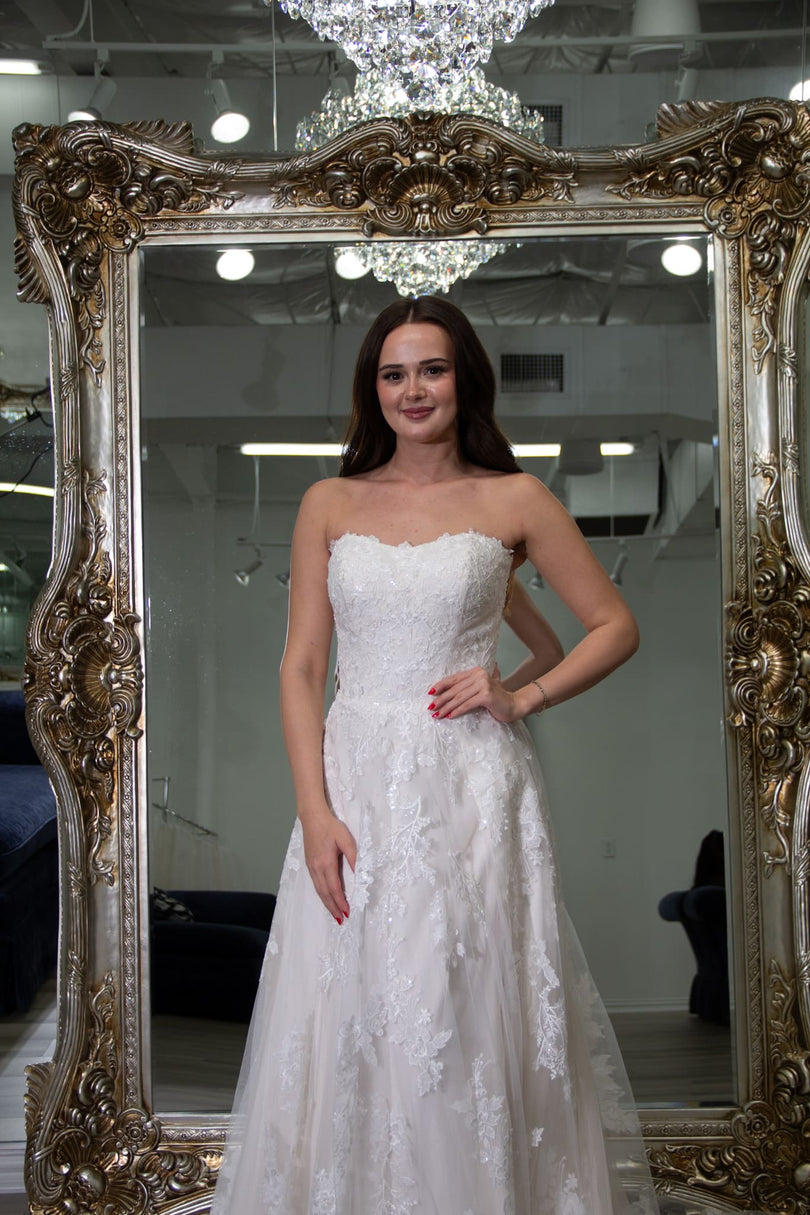 Maggie Sottero One of a Kind Bridal Gown OOAK164