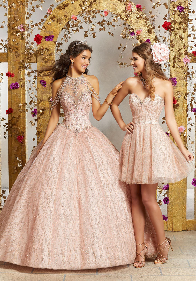 silver dresses for quinceanera damas - Google Search  Sherri hill prom  dresses, Homecoming dresses short, Prom dresses short