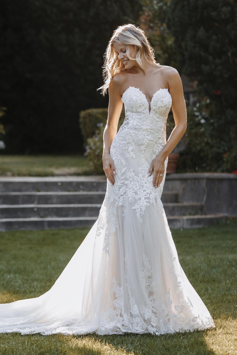 Allure Bridals Couture Dress C636