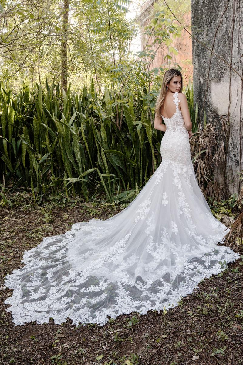 Allure Bridals Couture Dress C657