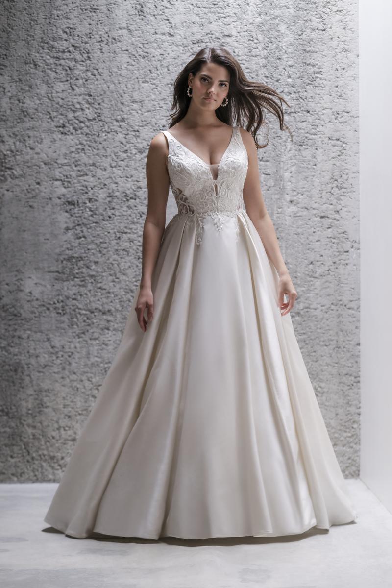 Allure Bridals Couture Dress C684
