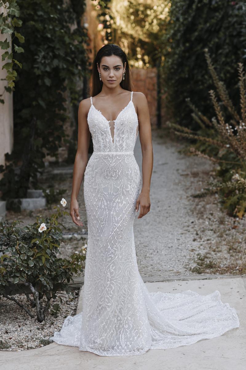allure beaded wedding dress Never Worn Allure Couture Beaded Gown C635 Wedding Dress