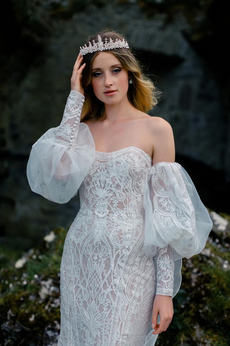 Wilderly Bride by Allure Bridals "Reba" Gown F285 Wilderly Bride by Allure Bridals "Reba" Gown F285