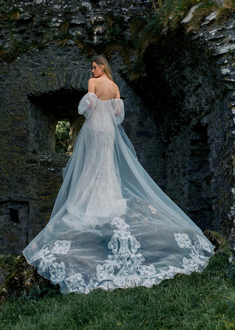Wilderly Bride by Allure Bridals "Reba" Gown F285 Wilderly Bride by Allure Bridals "Reba" Gown F285